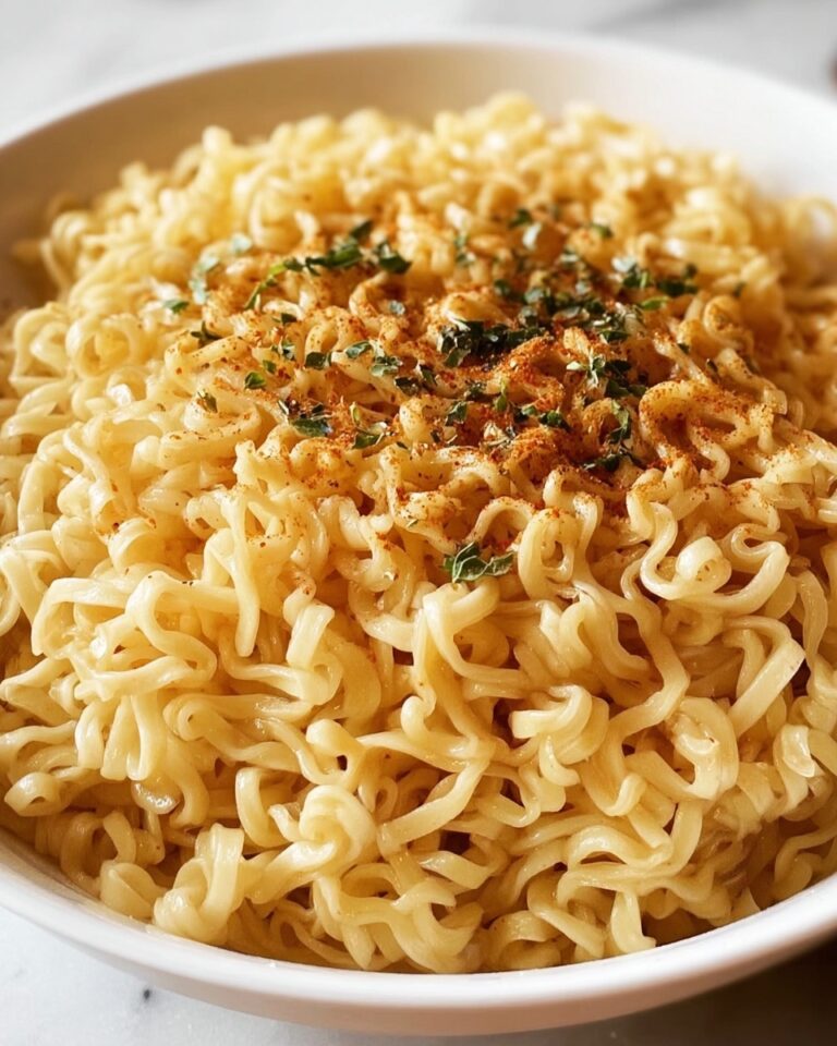 Cafeteria Egg Noodles in Creamy Parmesan Sauce Recipe