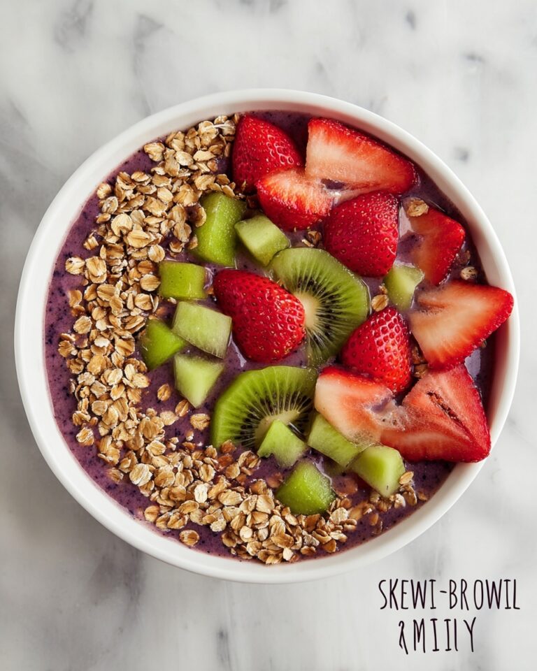 Very Berry Kiwi Smoothie Bowl Recipe